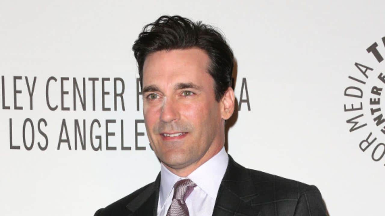 jon-hamm-net-worth-and-age-in-2022-after-he-gives-back-60-of-his-salary-from-confess-fletch-to