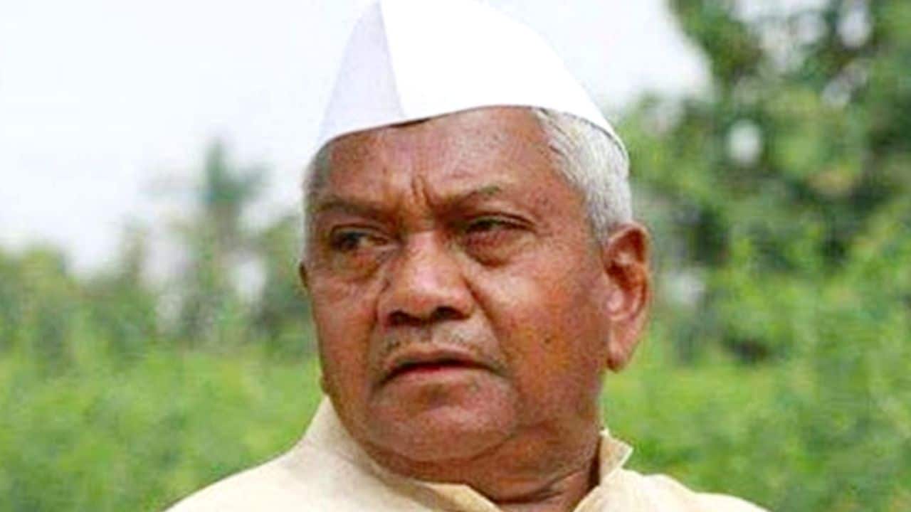 Ex-Union Minister Manikrao Gavit Death Reason, Biography, Age, Family, Wife, Daughter, Son Name, Twitter, News