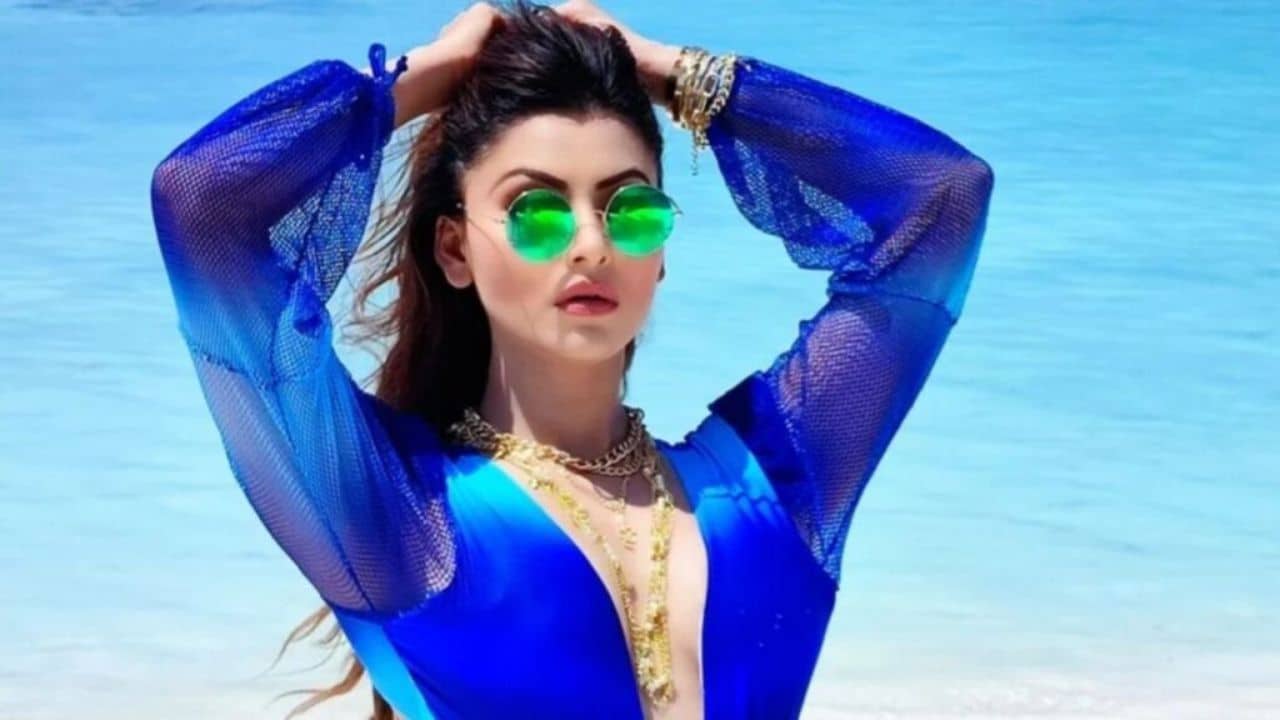 Urvashi Rautela And Pakistan Cricketer Naseem Shah Age Difference After She Uploads Video Of Him On Her Instagram Story