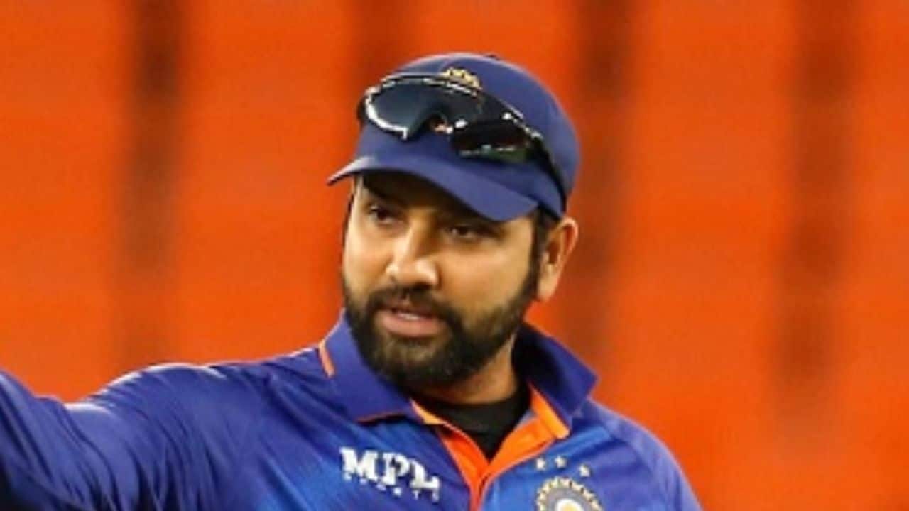 Watch Rohit Sharma Lashes Out At Rishabh Pant After Yet Another Torrid ...