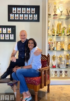 Anupam Kher visits Sindhu’s house; gets bowled over by her trophies, medals