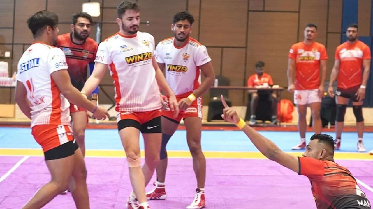 GUJ Vs MUM Dream11 Team Prediction Today Match PKL 9, Schedule, Date, Time, Playing 7, Preview, Live Streaming Pro Kabaddi League 2022 Fantasy Tips