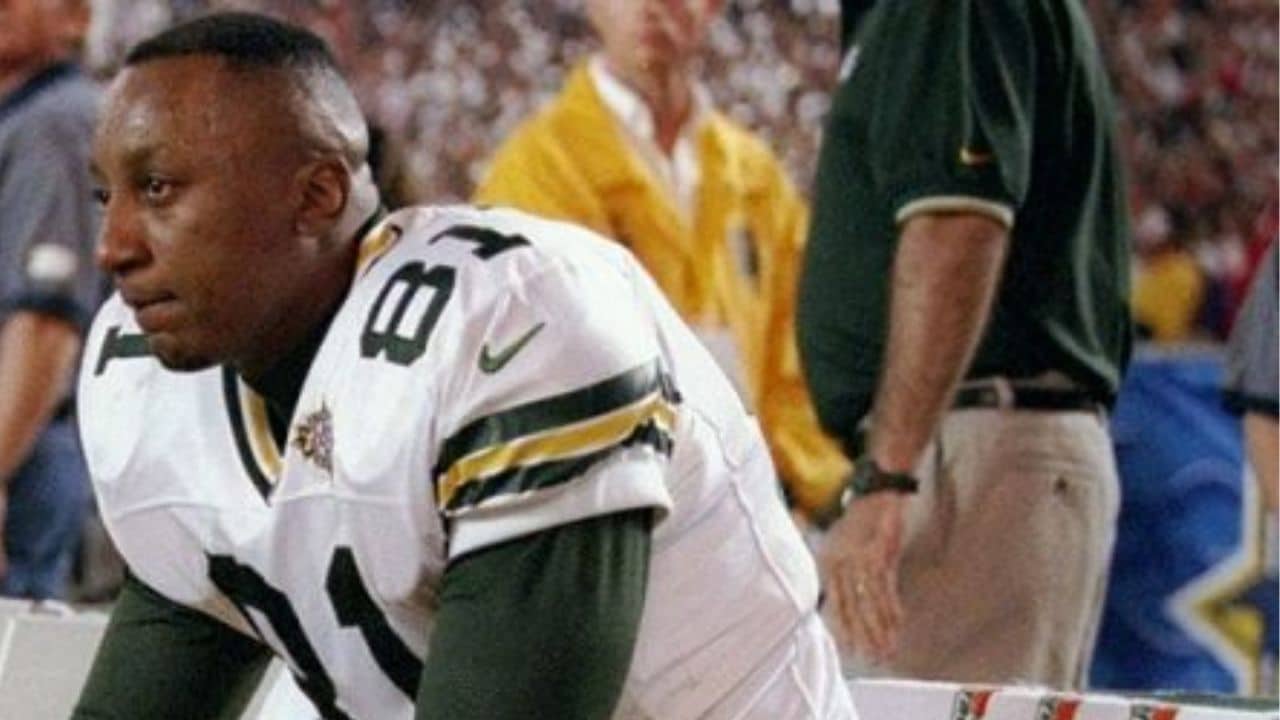 Football Player Tyrone Davis Cause Of Death, Obituary, Age, Height, Biography, Family, Wife, Children, NFL Career Stats, Net Worth 2022