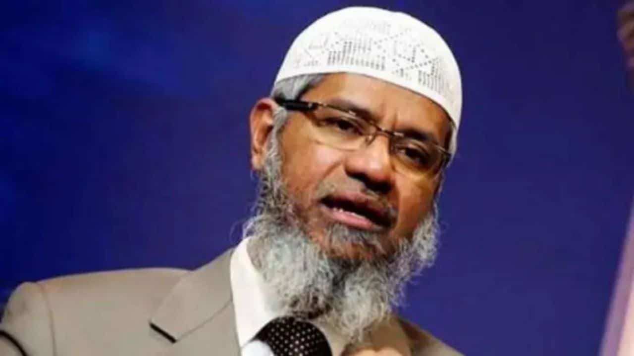 Who is Zakir Naik biography, age, family, parents, wife, education, latest news