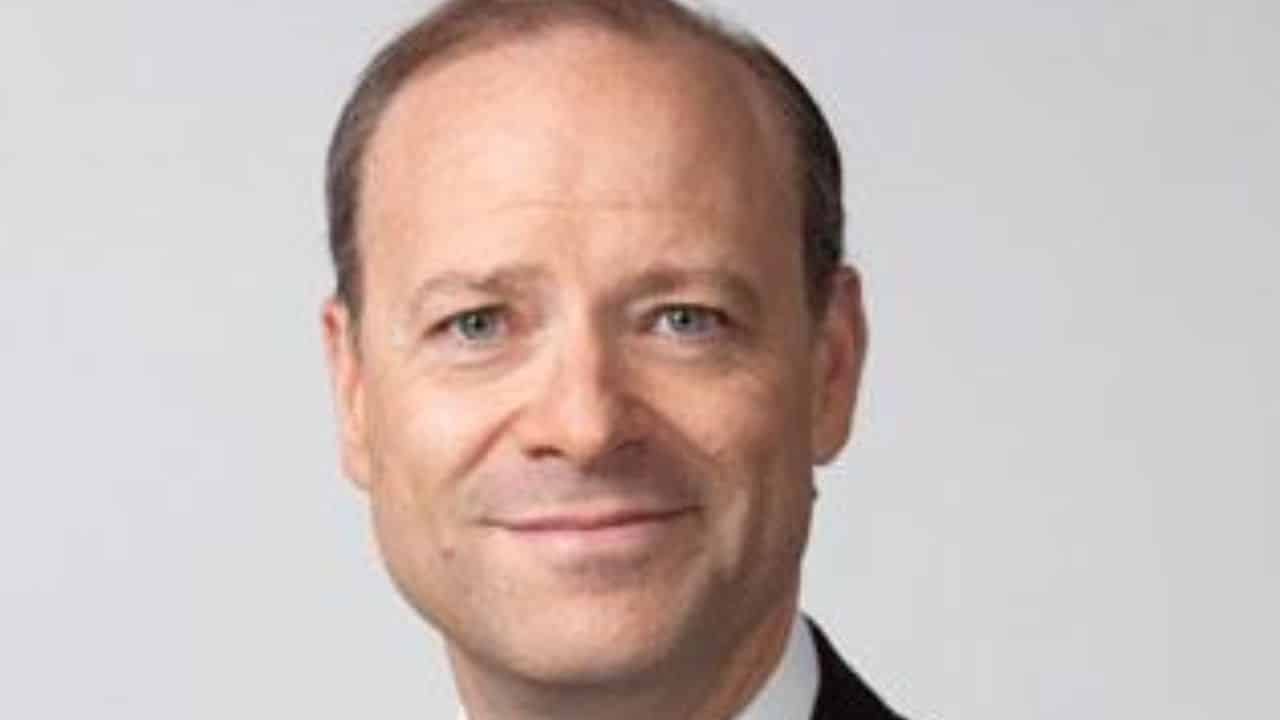 Who Is Christopher Viehbacher New Biogen Inc CEO, His Age, Family, Wife, Education, Net Worth