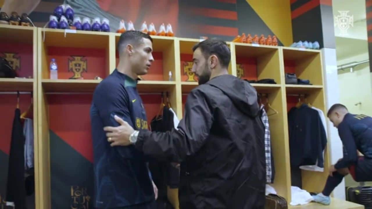 “The atmosphere is excellent,” Cristiano Ronaldo Shuts Down Rumors Of Rift In Relationship Between Him And Bruno Fernandes