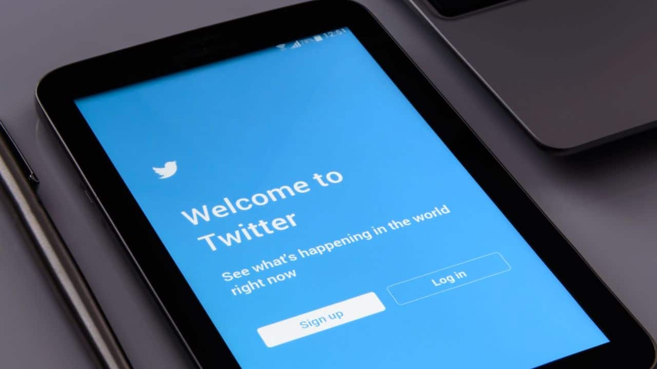 Twitter new name and logo X meaning explained