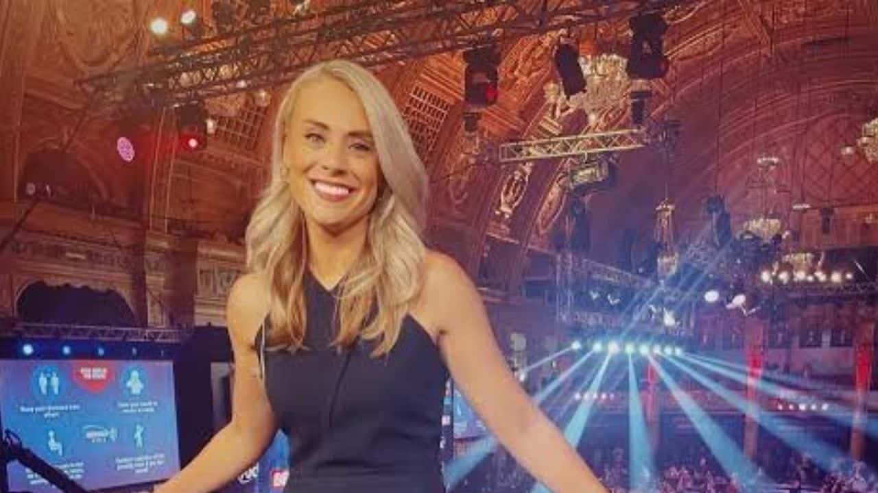 Who Is Emma Paton Sky Sports Presenter, Her Age, Height, Partner