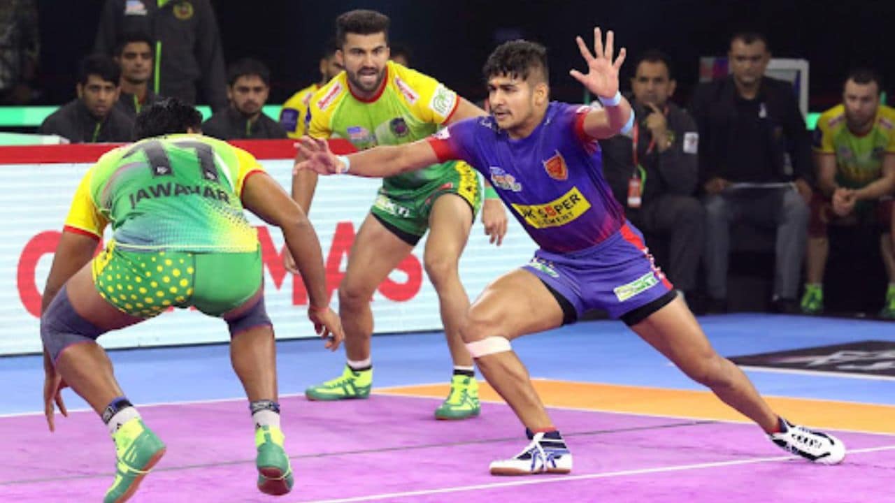 DEL Vs PUN Dream11 Team Prediction Today Match PKL 9, Playing 7, Captain, Live Streaming Pro Kabaddi League 2022 Fantasy Tips