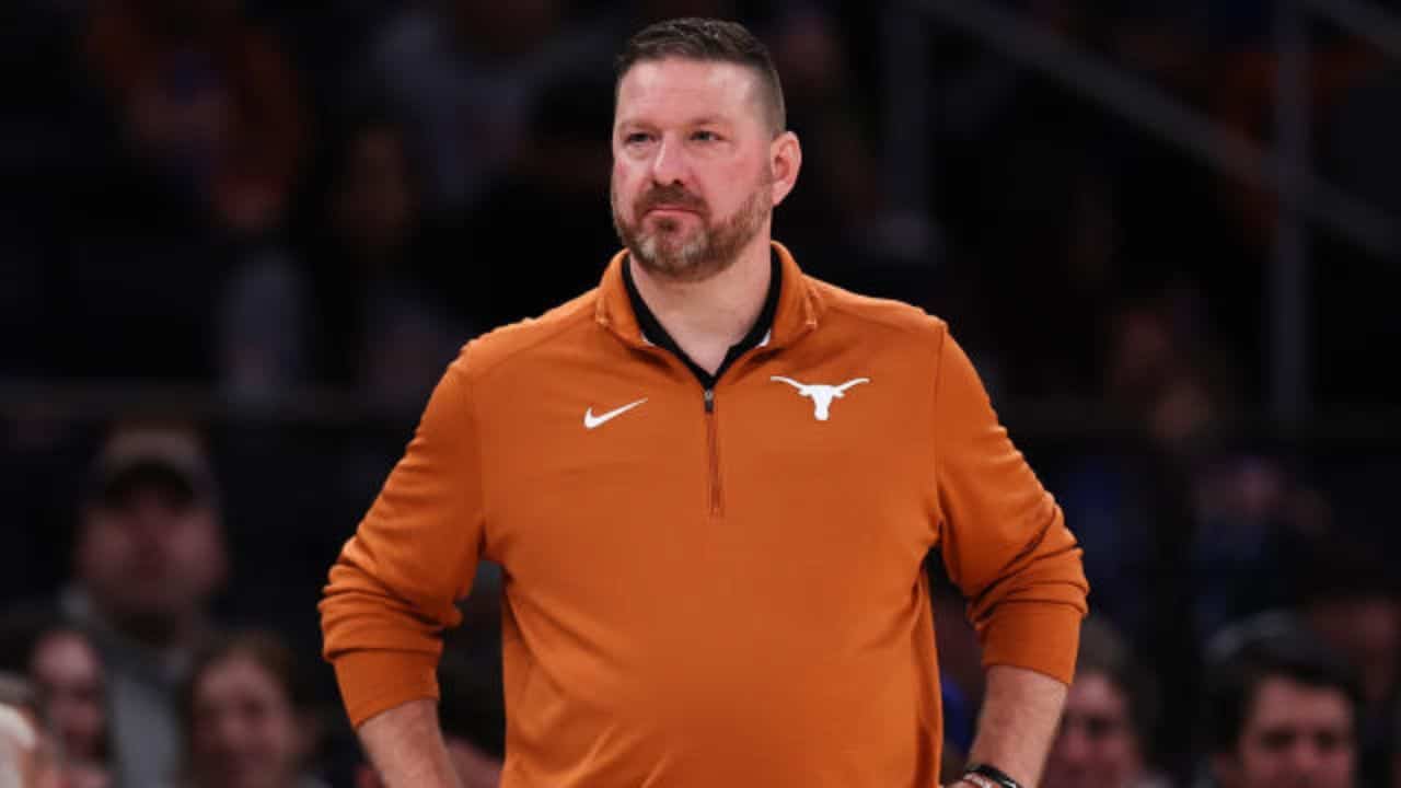 Chris Beard Allegedly Slapped And Bit Girlfriend Randi Trew As He’s Arrested For Domestic Violence