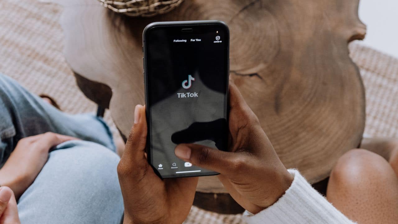 Where Is Andrew Dawson As TikTok User Goes Missing Posting Video About Spotting Giant Person On Canada Mountain