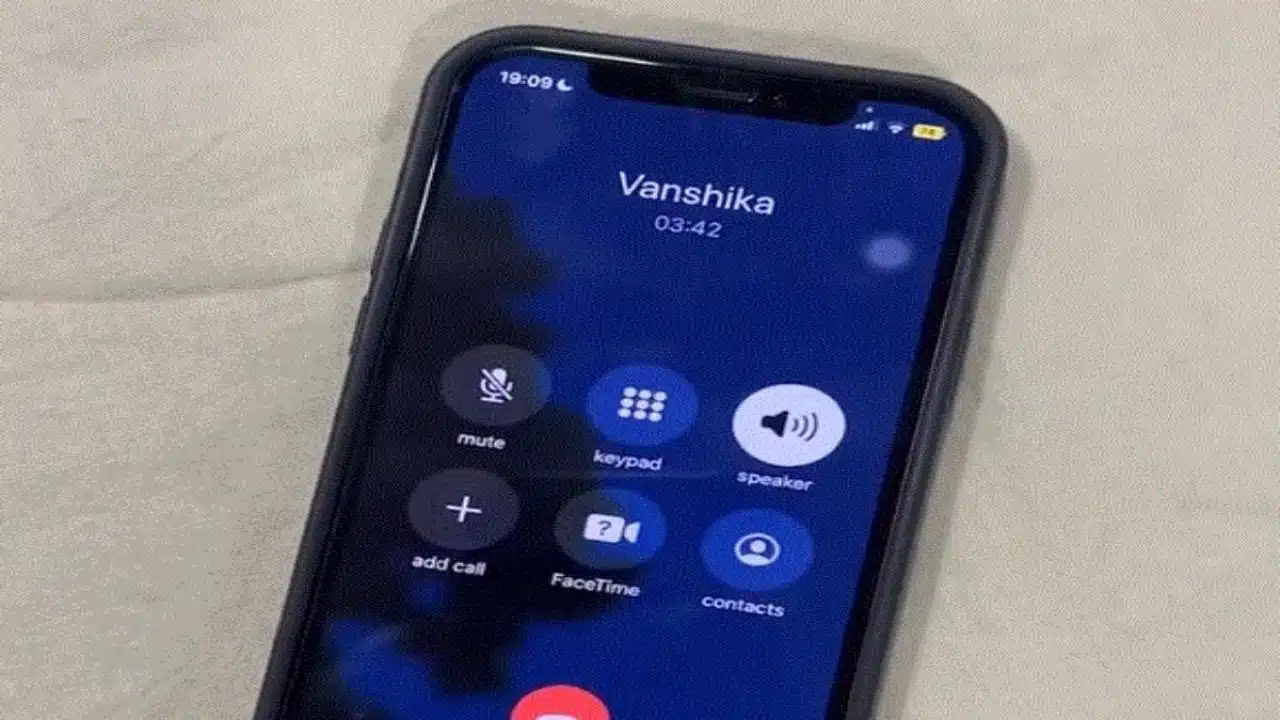 Who Is Vanshika On Twitter After Her Breakup Story Phone Call And Memes Go Viral