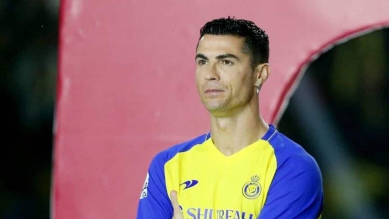 Who is Mahmoud Hannahn translator of Cristiano Ronaldo in Saudi Pro League as he signs for Al Nassr