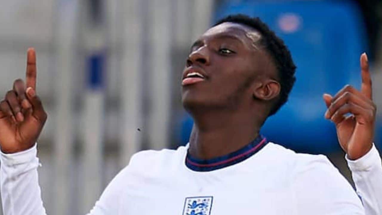 Eddie Nketiah age, height, girlfriend, parents, nationality, national team, salary, contract, net worth