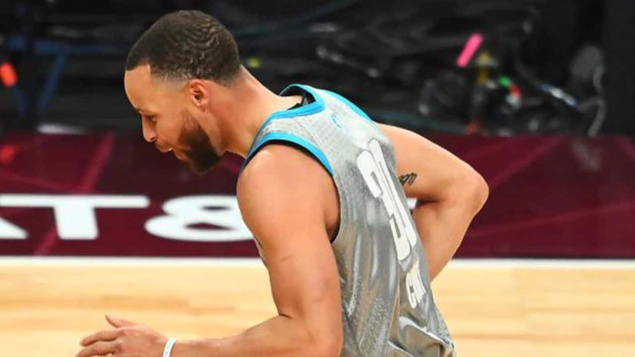 NBA 70 point club, list of players to score 70 or more points in a single game in their careers