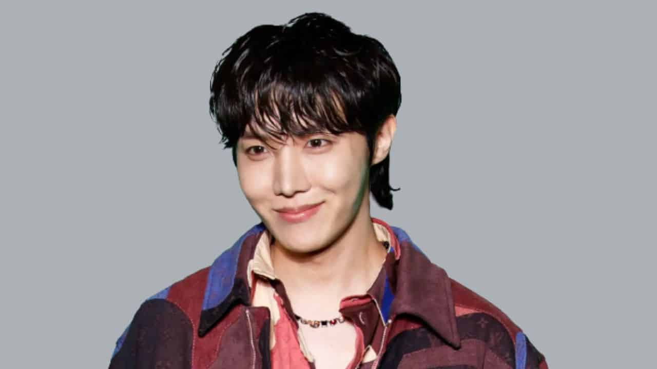 Watch BTS JHope BT21 character Mang face reveal video goes viral as he finally removes mask