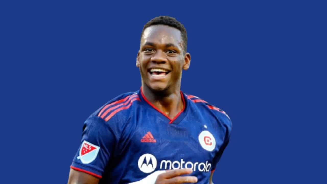 Who is Jhon Duran, his age, height, stats, Aston Villa salary, stats, FIFA 23 rating
