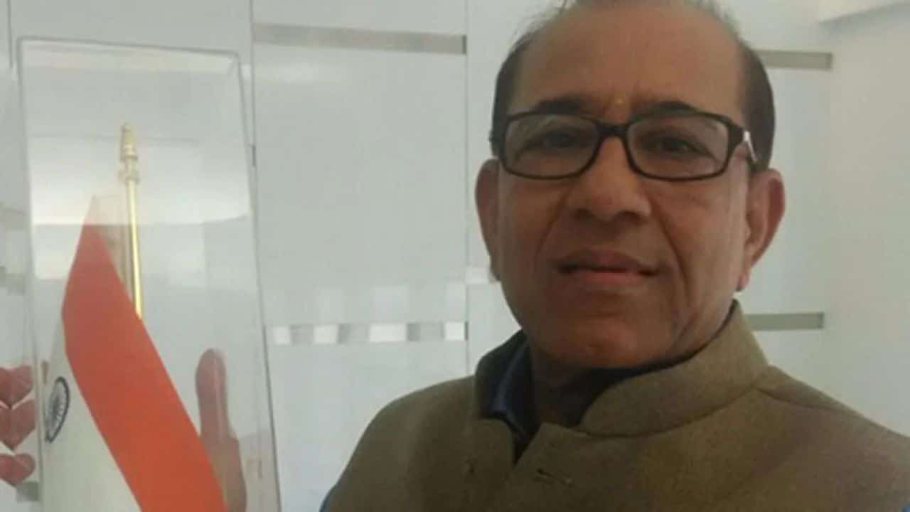 Who is Vinod Adani brother of Gautam Adani, his net worth 2023, business, family, daughter, son-in-law