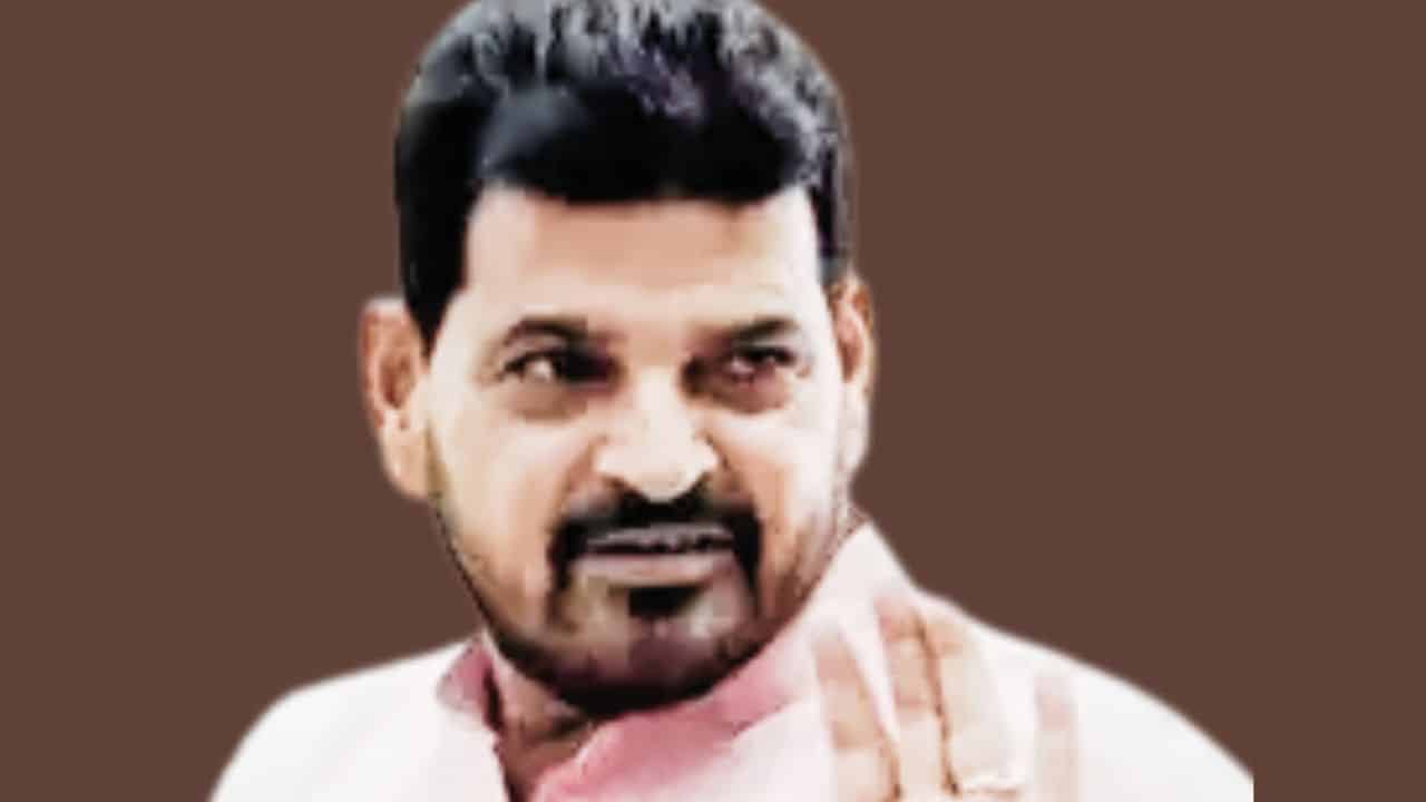 Who is Karan Bhushan Singh son of Brij Bhushan and BJP’s Kaiserganj candidate, biography, age and education