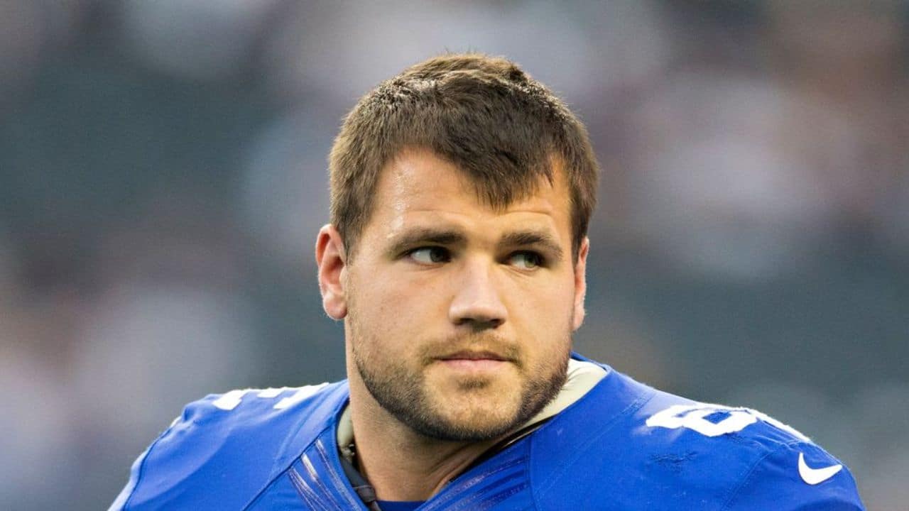 Peyton Hillis age, height, wife, children, salary, contract, net worth