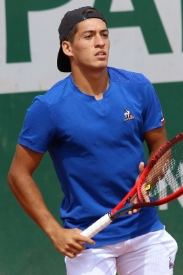 Rio Open: Baez breezes past Bellucci to reach last 16