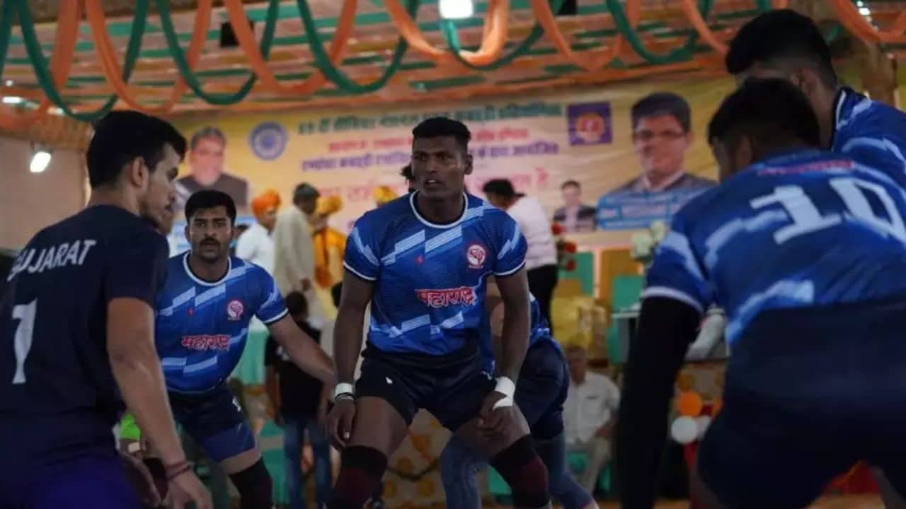 Watch Kirthik Raj kabaddi player dies during match in Mumbai, video of death and reason goes viral