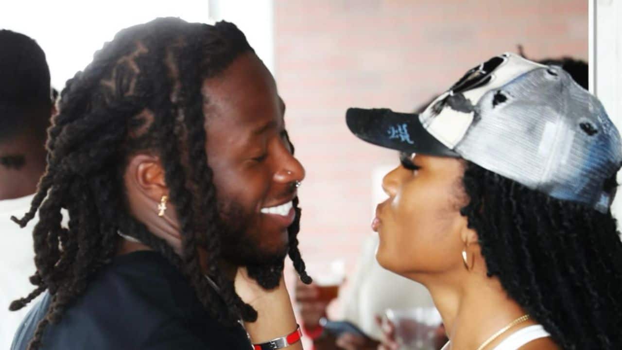 Alvin Kamara contract details, salary, net worth in 2023, age, height and stats