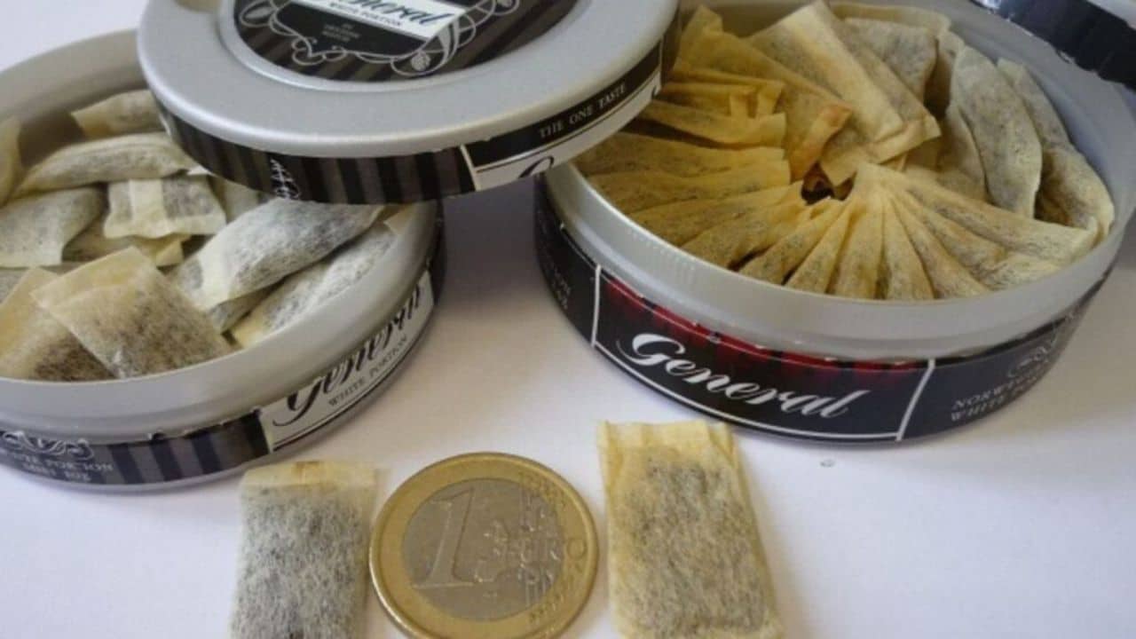 Watch Aston Villa player caught using snus on pitch vs Arsenal, video goes viral