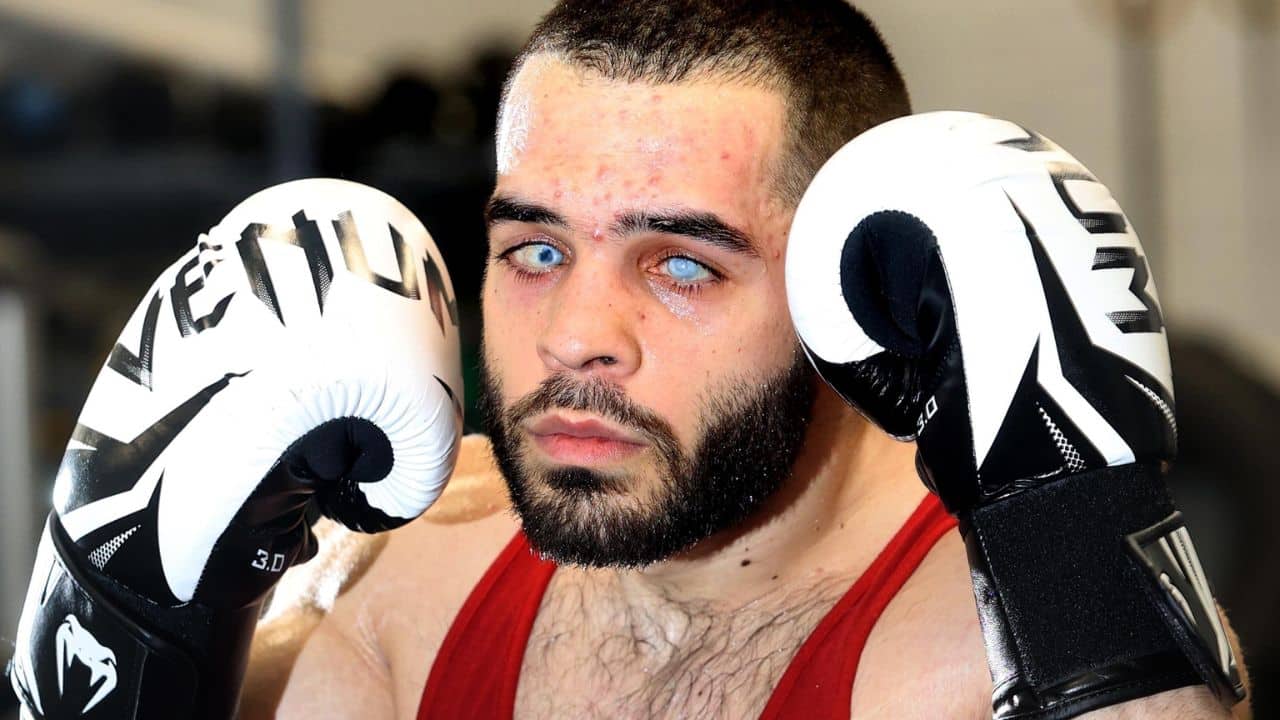 Who is Thomas Seres blind boxer set to make his debut, his age and family