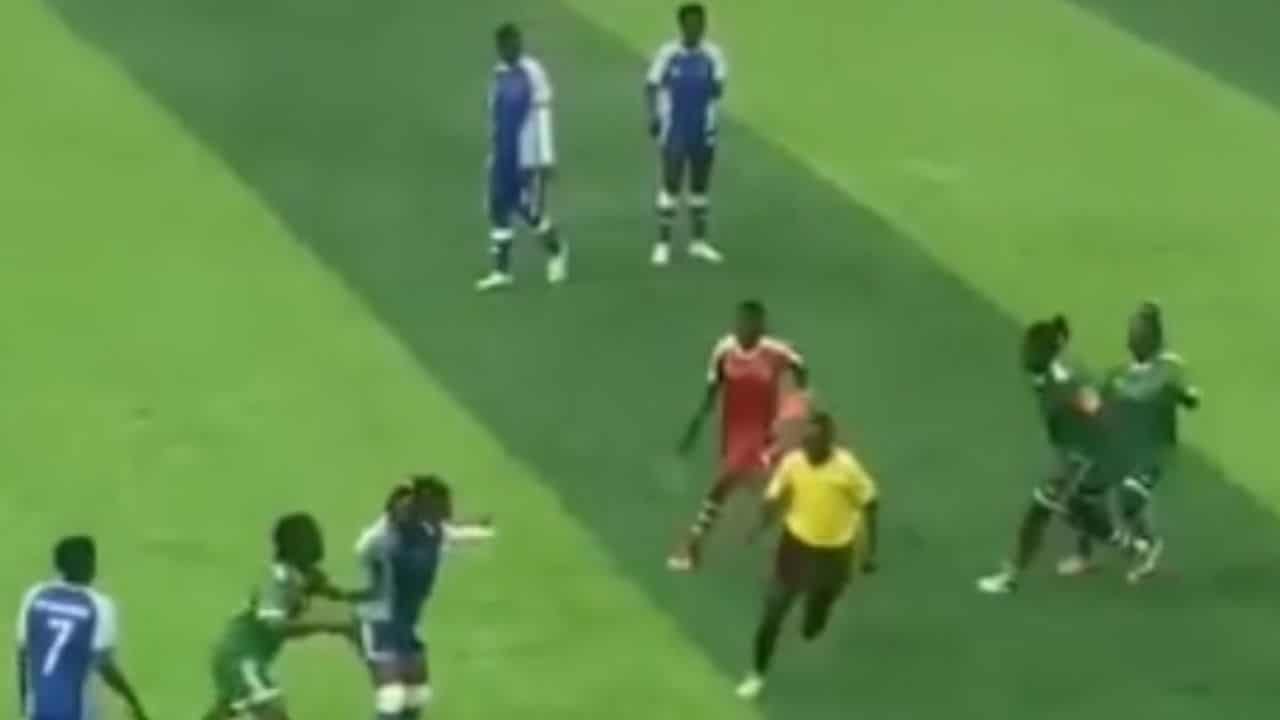 Referee beaten by DC Motema Pembe women football players in DR Congo league