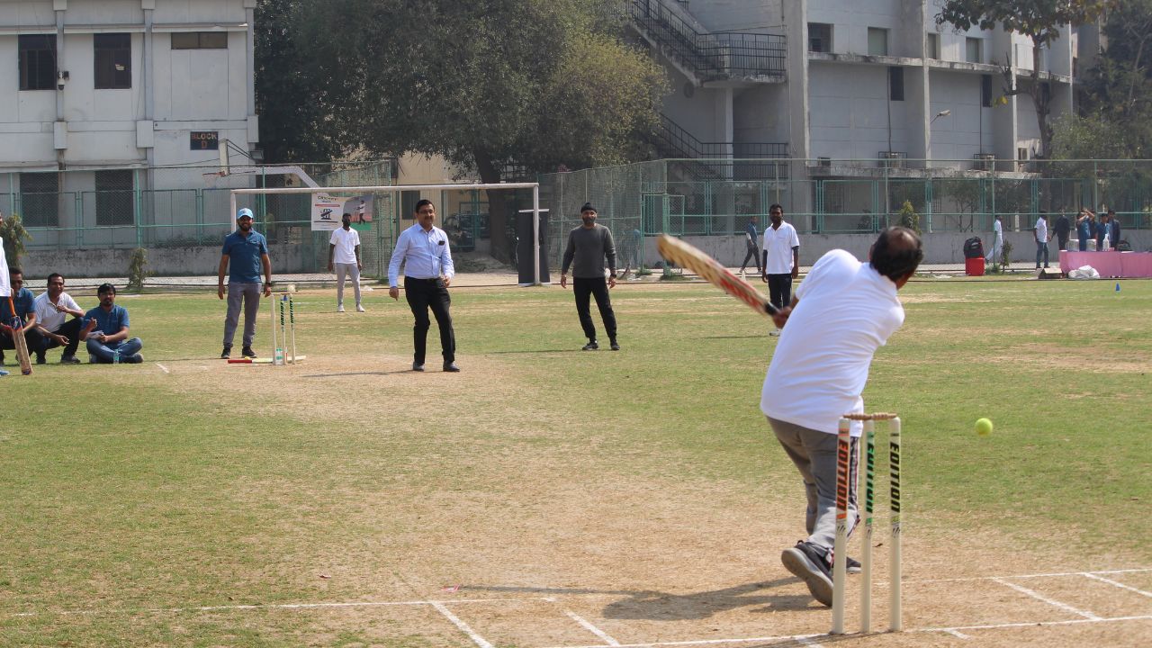 NephroPlus to host friendly cricket match between Nephrologists and ...