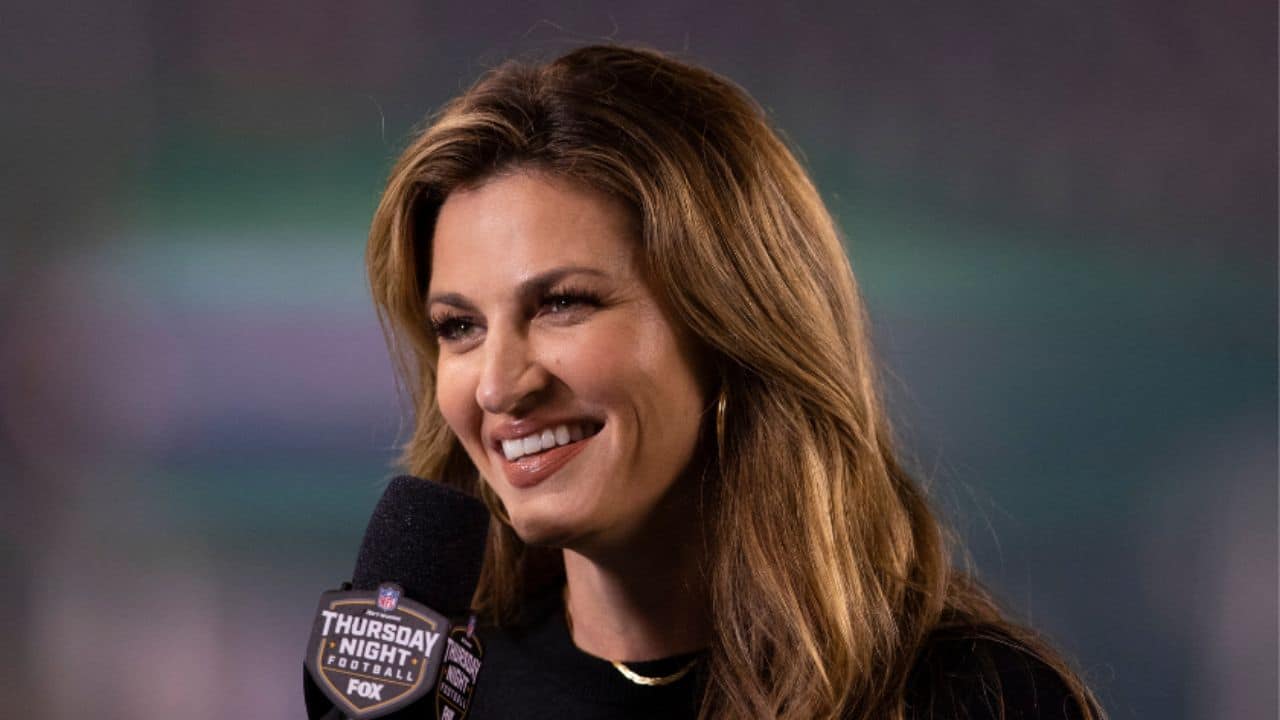 Who is Erin Andrews NFL reporter, net worth, salary, age, height, husband and children