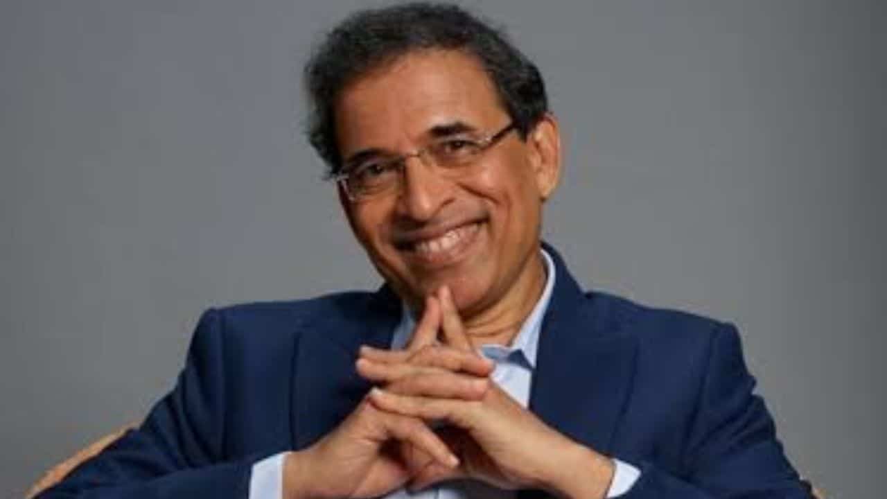 “Naught naughty,” Harsha Bhogle shuts down RCB and Virat Kohli fan girl Pari on Twitter