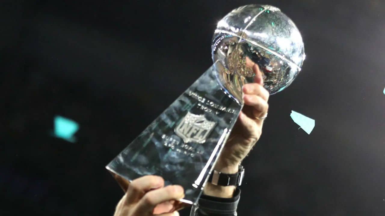 Super Bowl Lombardi Trophy cost, worth, weight, dimensions and who is it named after
