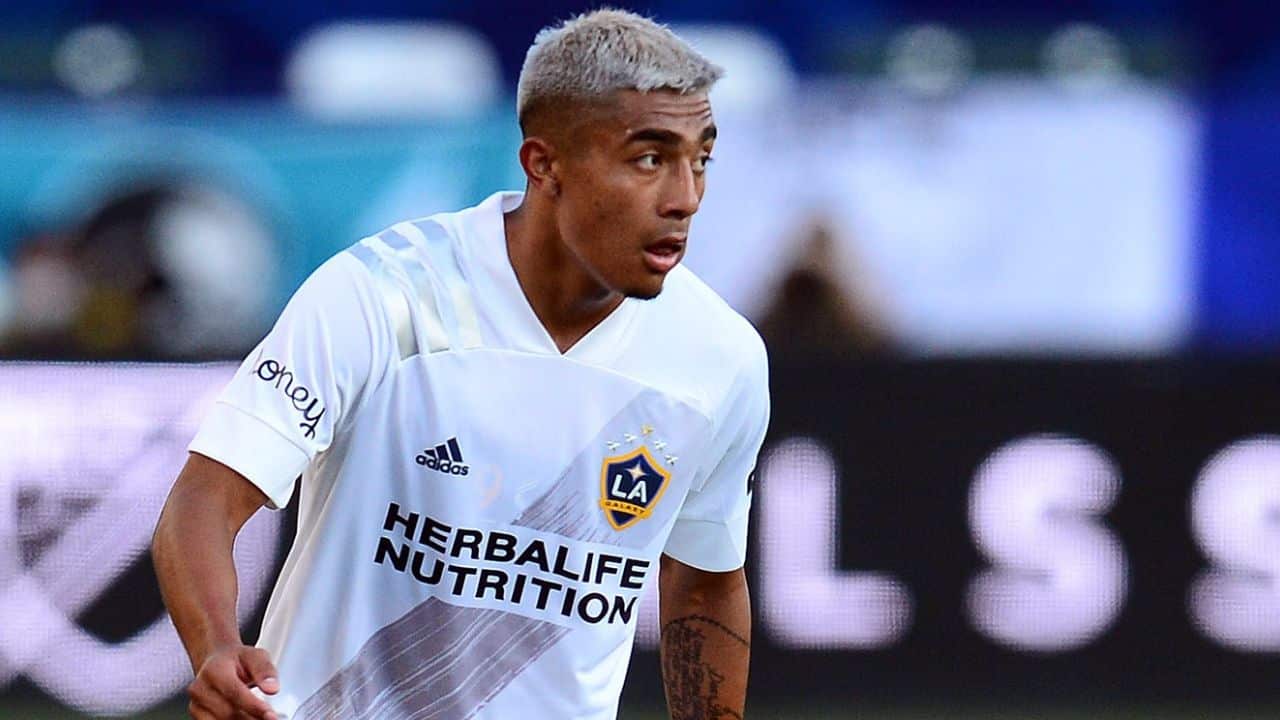 Who is Julian Araujo, his salary, contract, net worth, age, height, jersey number, stats
