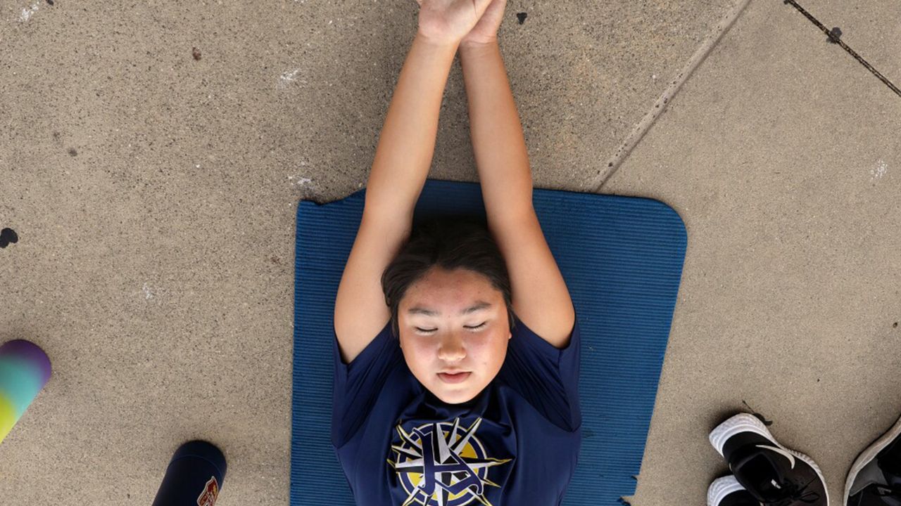 Who is Kayla Han USA swimmer, her age, height, weight, family, parents, swimming records