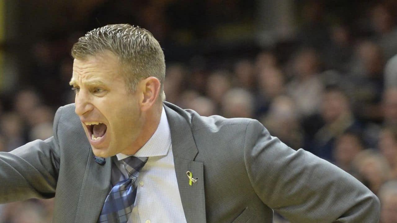 Who is Nate Oats Alabama basketball head coach, his salary, wife, family, age, height, coaching career
