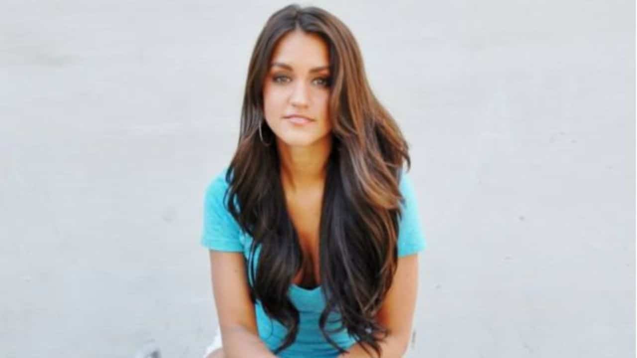 Who is dancer Stephanie Nicole Clark Longo wife of Cody Longo, her age, family and children
