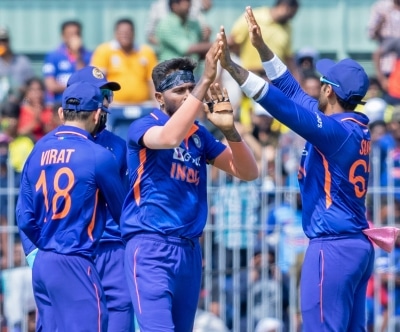 3rd ODI: Hardik, Kuldeep take three wickets each as lower order batters carry Australia to 269