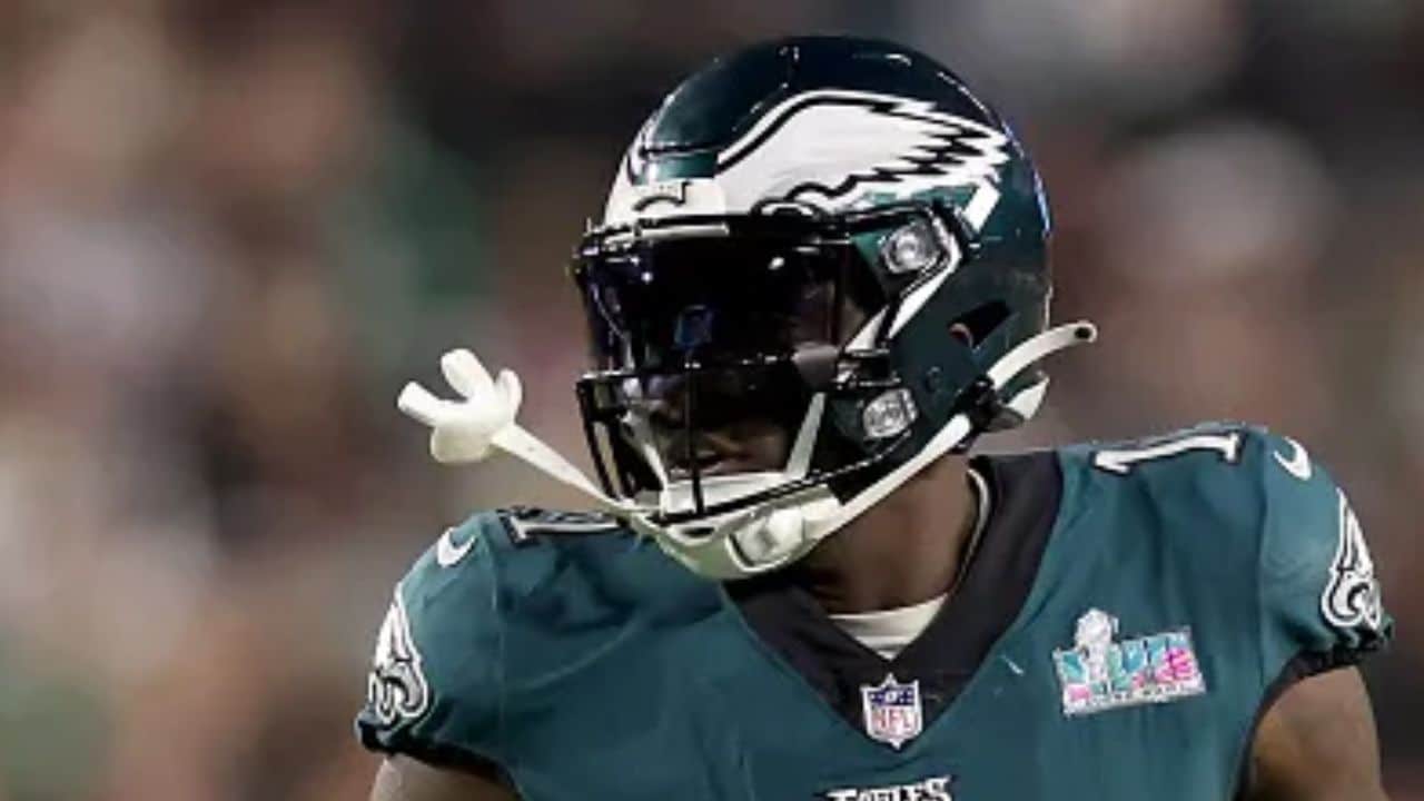 “Leave me off your TikTok shit p*ssy,” AJ Brown threatens Juju Smith-Schuster over mock video on Instagram