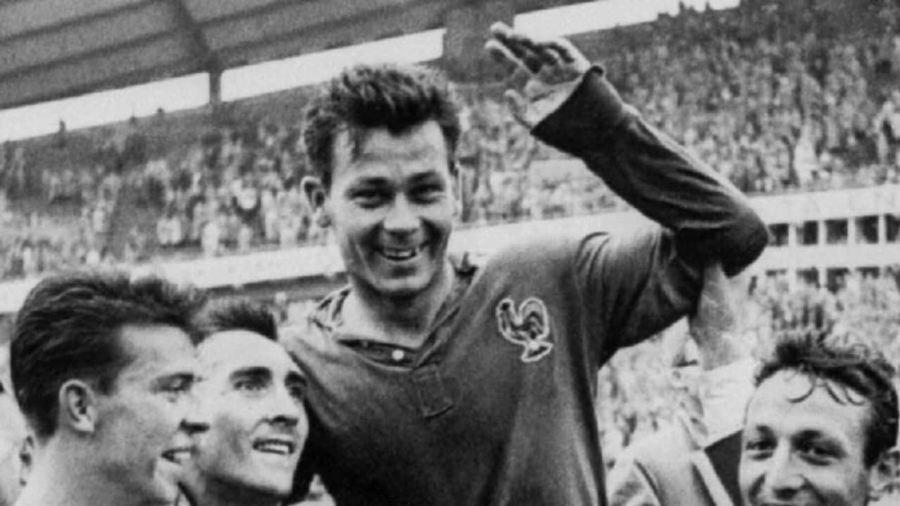 Just Fontaine cause of death, obituary, net worth, biography, age, wife, children, family, World Cup stats, goals