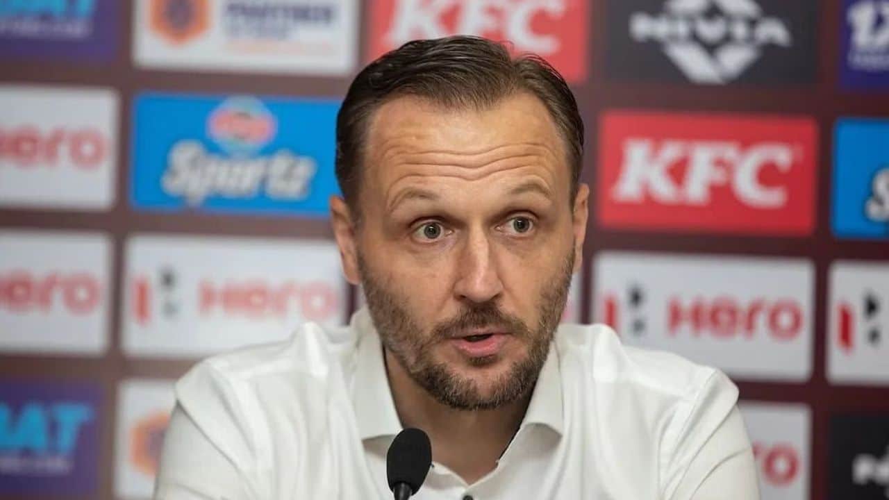 Who is Ivan Vukomanovic Kerala Blasters head coach, age, wife, stats, coaching record, ISL salary