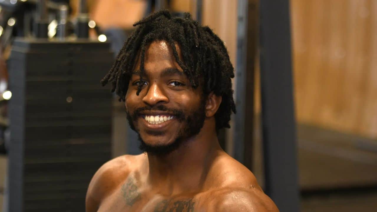 Who is MMA fighter Zion Clark, what disease does he have, his story and biography