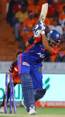 IPL 2023: Axar Patel should be appointed captain of Delhi Capitals in the long run, says Gavaskar