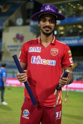 IPL 203: Arshdeep wasn’t just bowling at the wickets, he was breaking them: Parthiv Patel