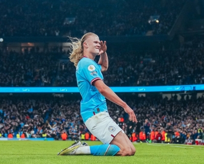 Manchester City beat Arsenal to take big step towards Premier League title