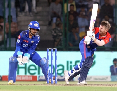 IPL 2023: Contrasting fifties from Axar, Warner take Delhi to 172 against Mumbai