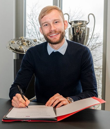 Bayern Munich sign RB Leipzig midfielder Konrad Laimer on free transfer