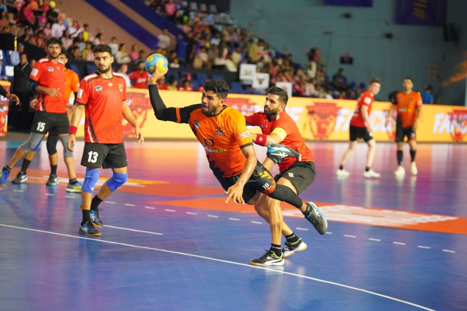 Premier Handball League: Sumit Kumar stars as Maharashtra Ironmen outplay Delhi Panzers 41-31