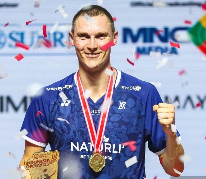 Indonesia Open: Chinese shuttlers win two gold medals; Viktor Axelsen bags men’s singles title
